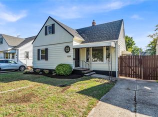 24330 Glenforest Rd, Euclid, OH 44123