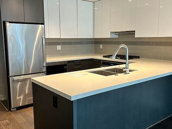 4th image of 5311 Cedarbridge Way #317