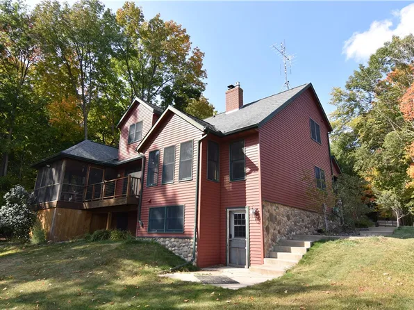 W14693 Plummer Road, Weyerhaeuser, WI 54895