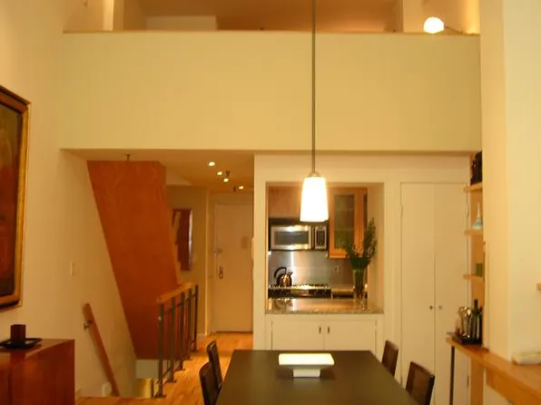 155 West 15th Street image 1 of 3