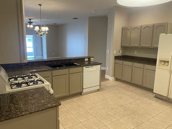 30934 Whitlock Dr, Zephyrhills, FL 33543