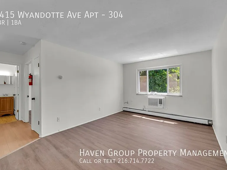 1415 Wyandotte Ave #304 — Photo 6
