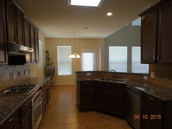 5th image of 2800 Marshall Dr