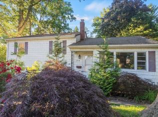 198 Lincoln Blvd, Emerson, NJ 07630