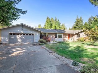 71 NE Purple Martin Pl, Belfair, WA 98528
