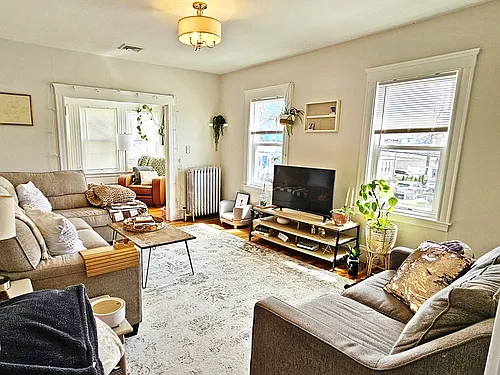 233 Faneuil St #2 Photo 1