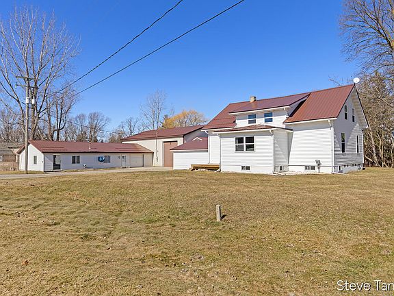 3rd image of 5423 E Howard City Edmore Rd