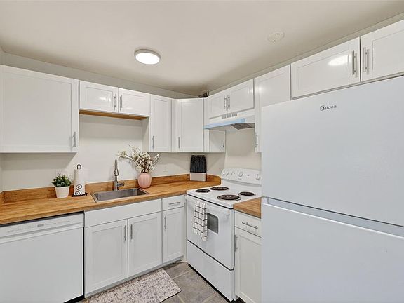 2nd image of 11715 Raintree Village Blvd APT A