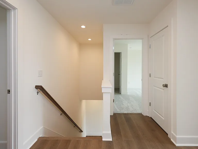 208 Skaggs Blvd — Photo 15