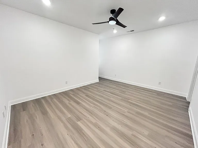 403 Burgundy Way — Photo 14