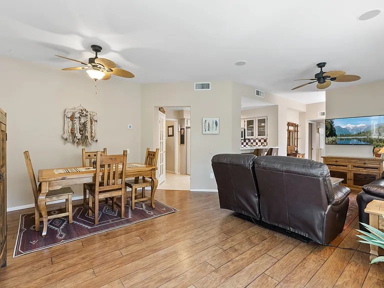 21740 N Limousine Dr — Photo 8