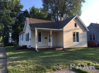 748 E Locust St, Canton, IL 61520