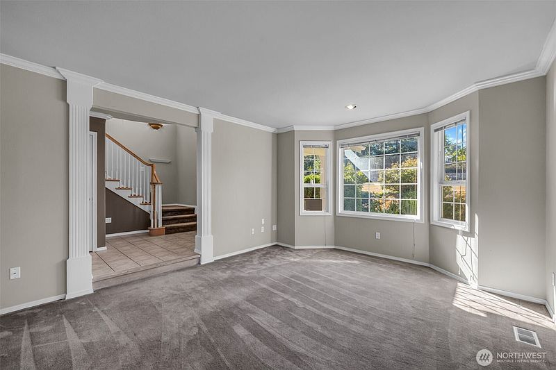 4th image of 17336 Military Road S
