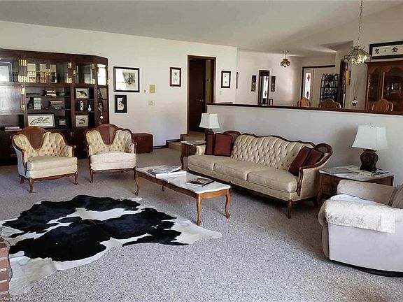 2nd image of 4018 Lake Haven Blvd