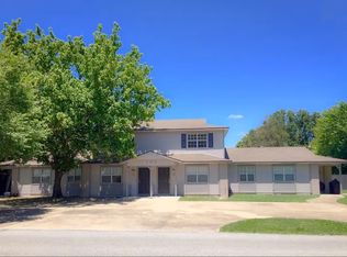 106 NW Park St #A-D, Bentonville, AR 72712