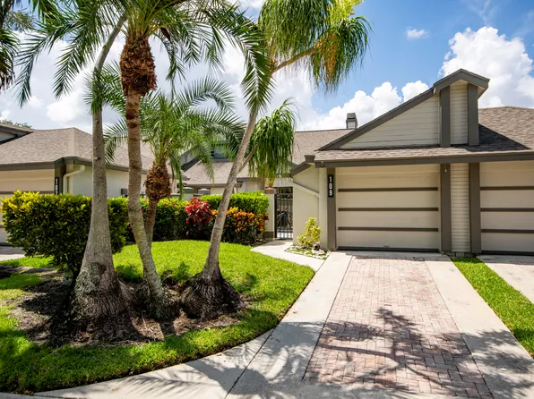 109 Landings Boulevard, Greenacres, FL 33413