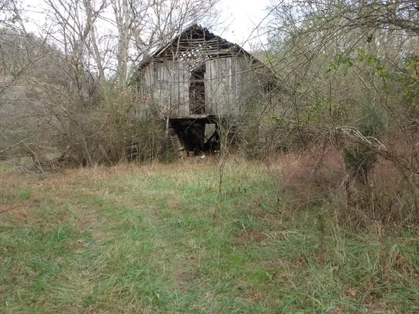 89AC Baugh Hollow Ln, Gainesboro, TN 38562