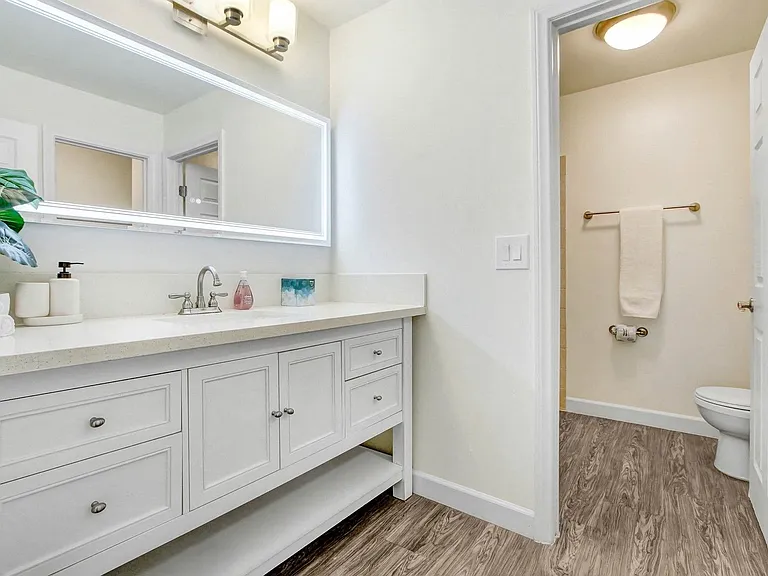 Westwood Village Apartments — Photo 59