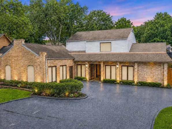 3007 Bainbridge Ct, Sugar Land, TX 77478