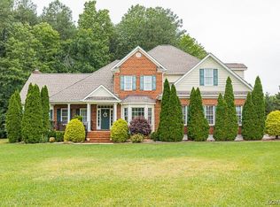 10021 Wintercrest Dr, Ashland, VA 23005