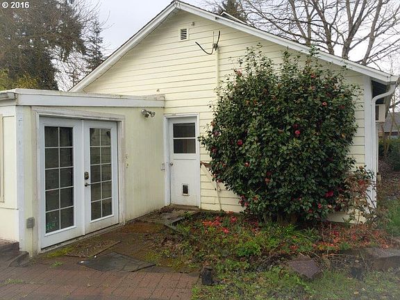 4th image of 812 NW 88th St