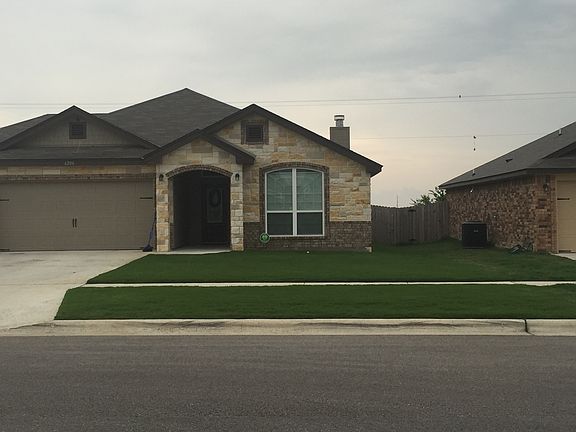 3rd image of 6206 Castle Gap Dr