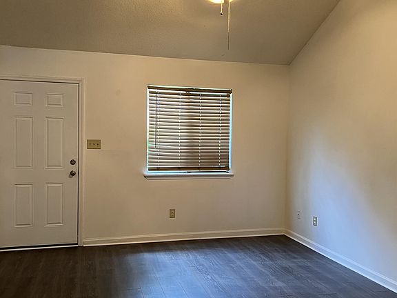 3rd image of 2343 Sandpiper St #1