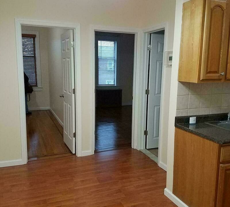 1st image of 2559 47th St #2F