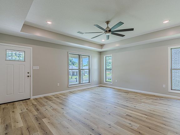 3rd image of 617 N 4th St