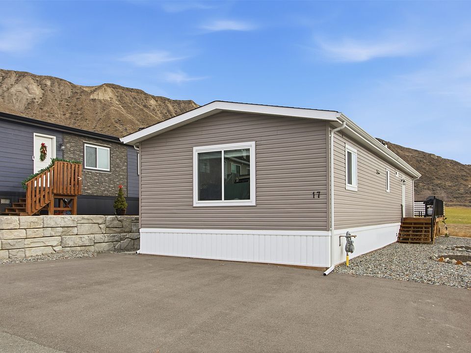 1st image of 712 E Shuswap Rd #17
