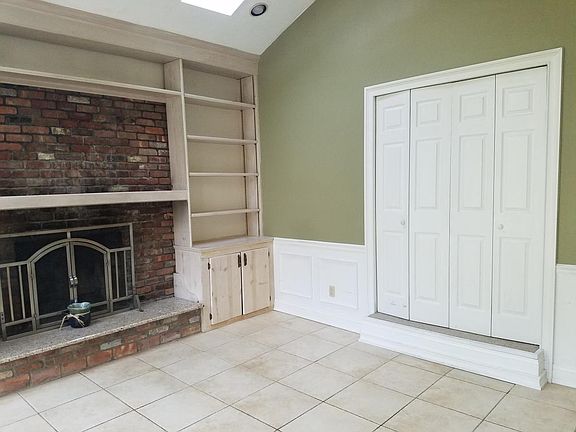 den or 4th bedroom