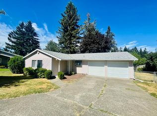 9617 SW Arikara Dr, Tualatin, OR 97062