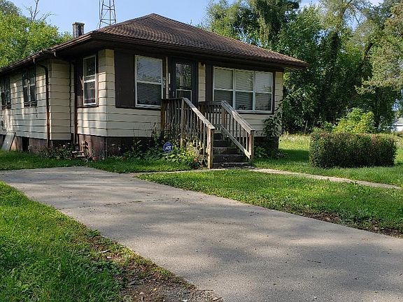 2nd image of 270 Burton St