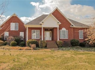 4658 Matthews Rd, Cedar Hill, TN 37032