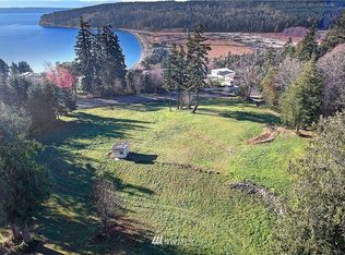 2185 S Camano Dr, Camano Island, WA 98282