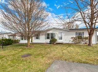 457 Blue Jay Ln, Apollo, PA 15613