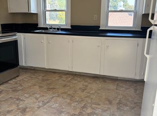 5 Andover St #2, Peabody, MA 01960