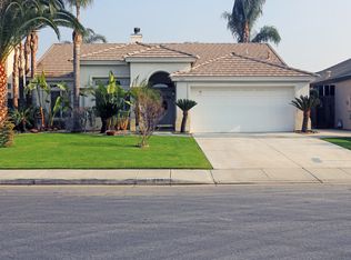 420 Lewisham St, Bakersfield, CA 93311