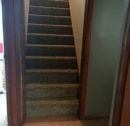Stairs to master