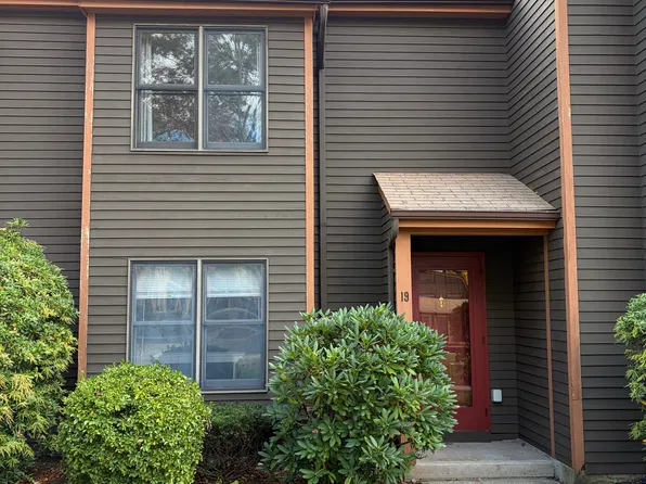 10 Cianci Ave APT 19, Plainville, CT 06062