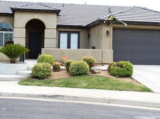 9301 Aphrodite St, Bakersfield, CA 93306