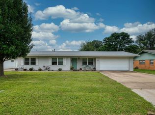 1425 Easy St, Tyler, TX 75701