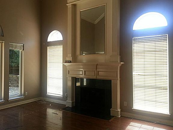 3rd image of 1020 Canongate Dr