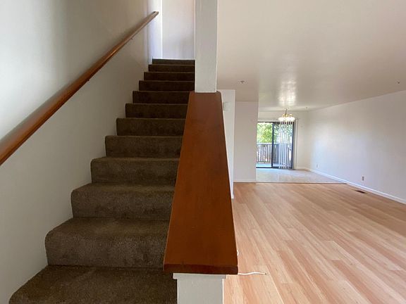 3rd image of 8308 La Salle Ave