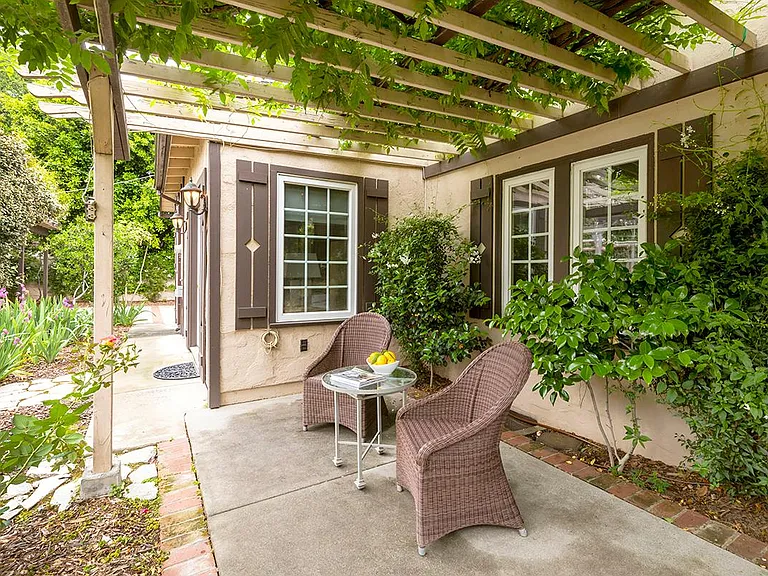 2173 San Pasqual St — Photo 19