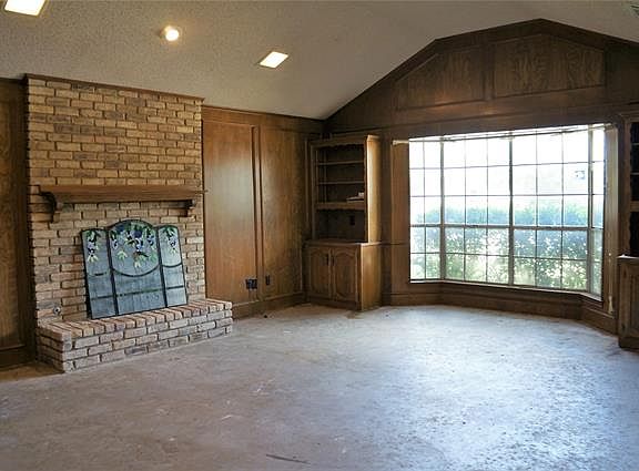 2nd image of 1612 Rainbow Dr