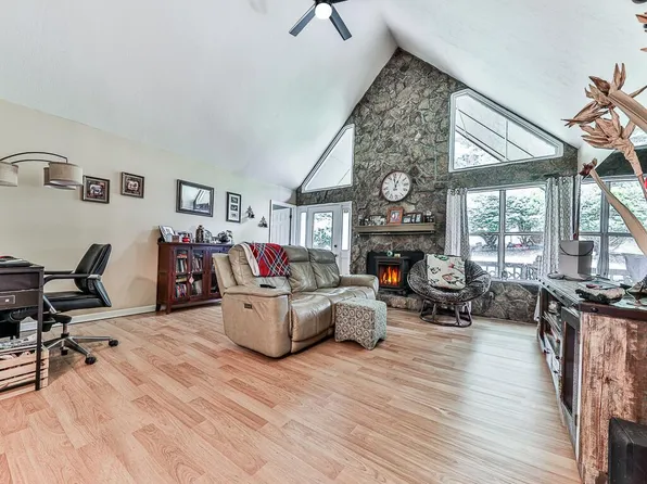 314 Spring Creek Rd, Blairsville, GA 30512