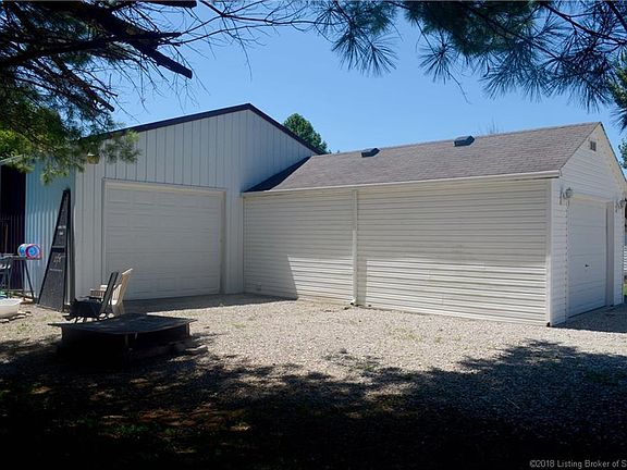 4th image of 8617 S Sellers Ln