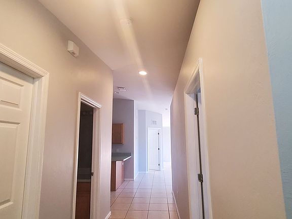 3rd image of 205 Schoolside Dr #B