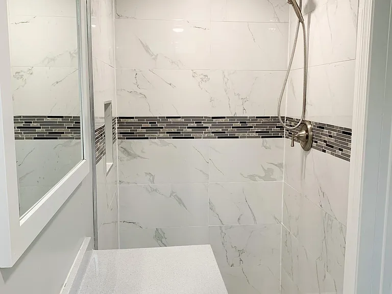 108 Tenney Ct — Photo 32